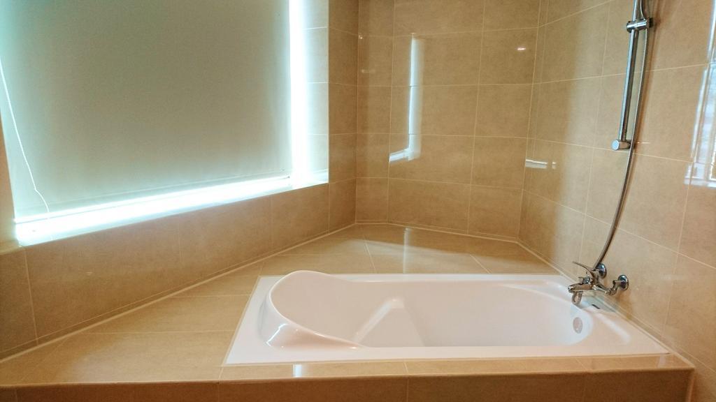 Metropolis Hotel Taoyuan Esterno foto